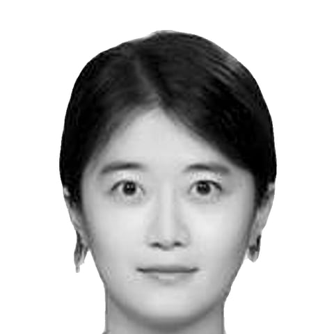 Portrait of Jina Ha.