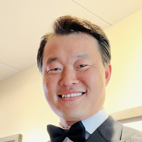 Portrait of MinSoo Seo.